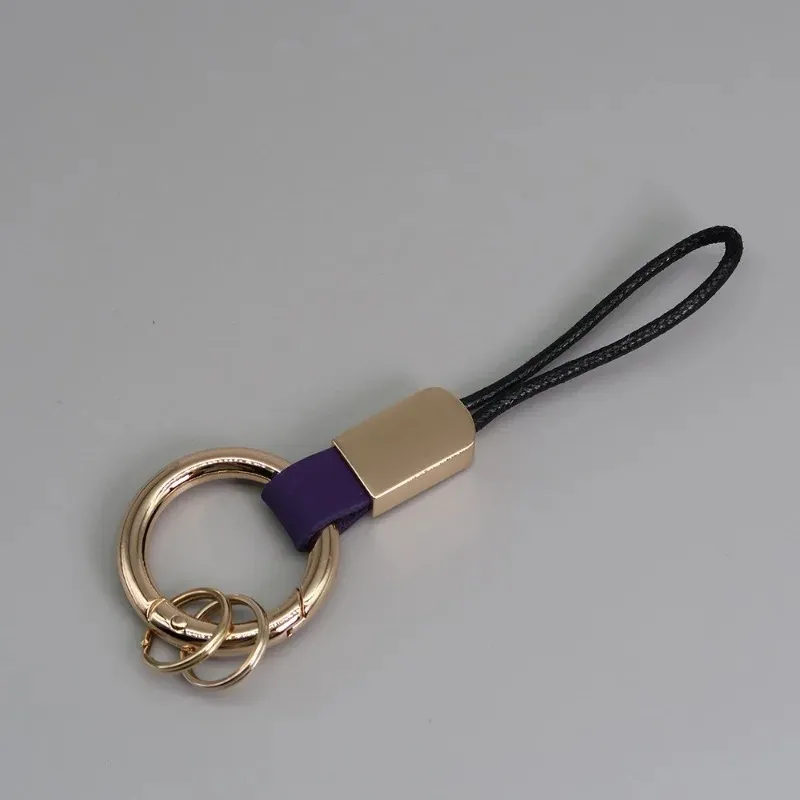 Äkta läder nyckelringar enkla lanyard nyckelring män kvinnor bil nyckelhållare nyckel täcker biltangenttillbehör gåvor telefonband