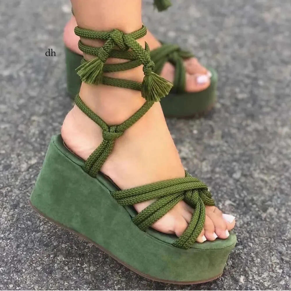 Sandaler Summer Plus Size Platform Wedge Strappy Women Fashion Round Toe Cross Bund Höjd Öka 230225 7F