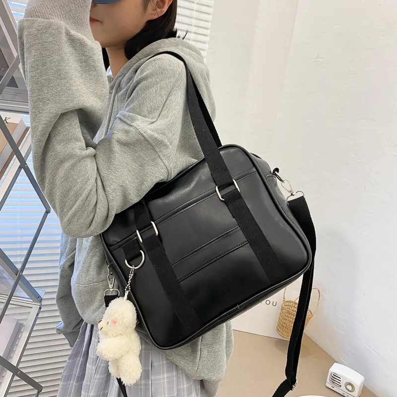 Fashion Women Pu Leather Shoulder Bags Girls Black White Large Capacity Crossbody Tote Bags From 34 82 DHgate