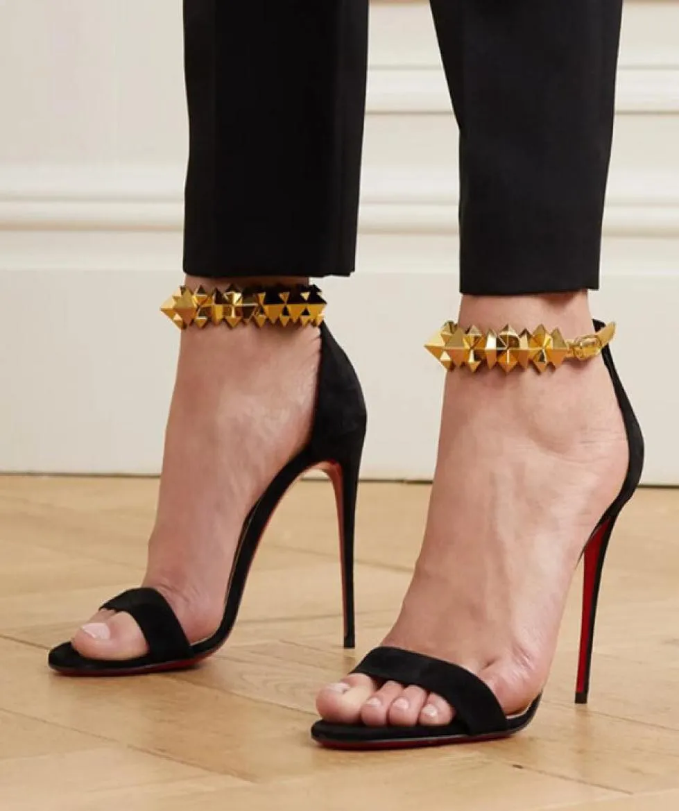 Top -Qualität 2022 Frauen Sandalen speicherte Zehen High Heels Mode Paris Womens Schuhe Planet Schokolade Slipper Sexy Lady Pumps Hochzeitskleid Teil1176060