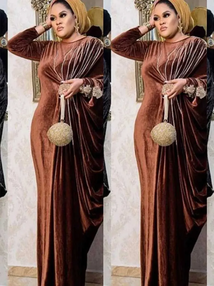 Etniska kläder elegant sammet muslimsk klänning kvinnor veckade afrikanska Indien Islamiska kläder maxi klänning Jubah Long Robe Abaya Marockan Kaftan Elbise T240515
