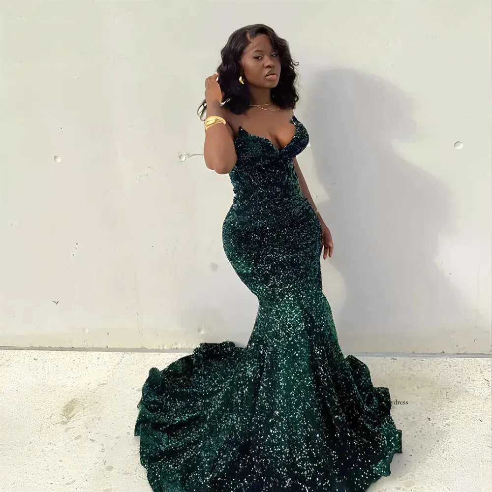 Emerald Green Sequin Mermaid Emerald Sequin Prom Dress 2021 With Sleeveless Design And Sweep Train Formal Evening Wear For Women Style 0516 From Myohmydress 94.79 DHgate.Com