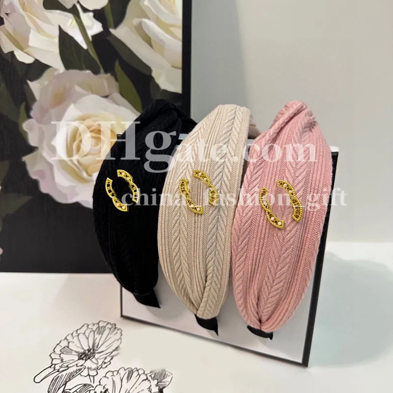 Designer Knitted Hairband Golden Letter Headband Soft Elastic Hairband For Women Girls Sports Leisure Wide Brim Headband