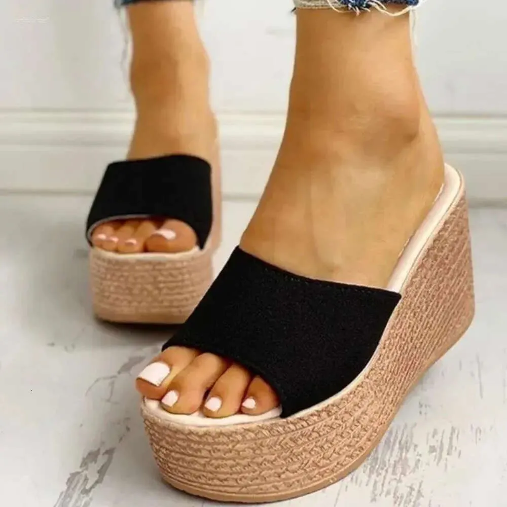 Sandals Fashion Fashion Bkqu s Peep-toe chaussures femme femme Plènes à talons hauts commandes décontractées pour les femmes hautes talons sandaux Fahion 'chaussures plate