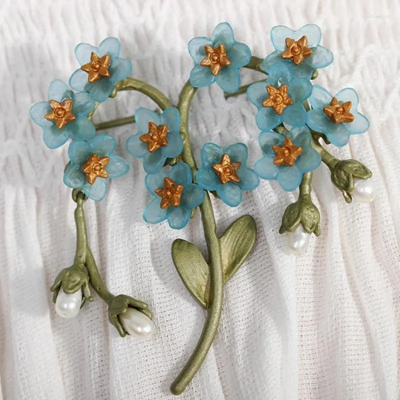 Brooches Spring Trend In 2024 Famous Designers Bronze Painting Brooch