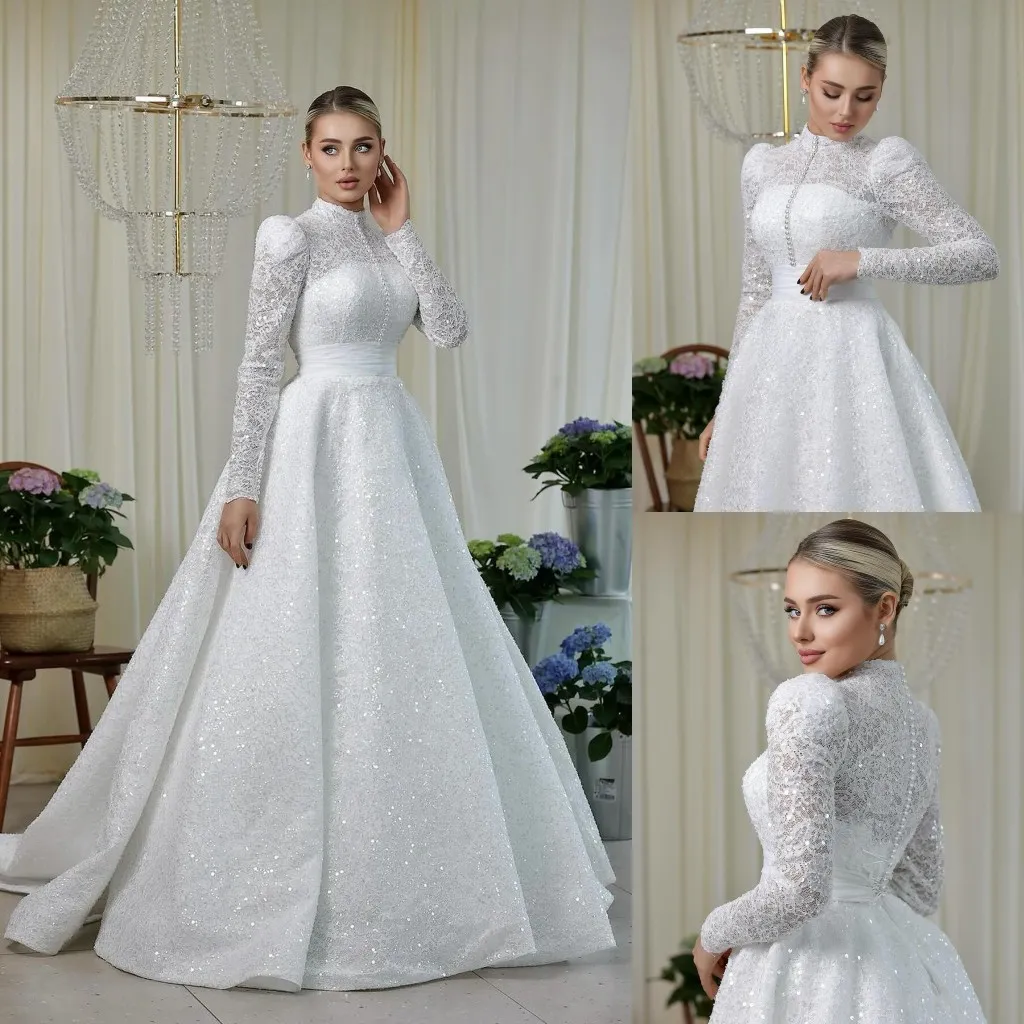 Economize muito em Vestido De Noiva Muçulmano De Renda Vestidos De Noiva  Islâmicos: Elegante Vestido De Noiva Da Linha A Com Pérolas, Lantejoulas, 