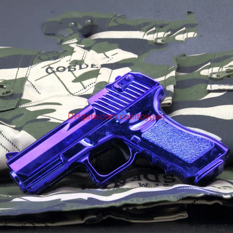 リアルなおもちゃの銃: 1:6 スケール ゴールド デザート イーグル G17