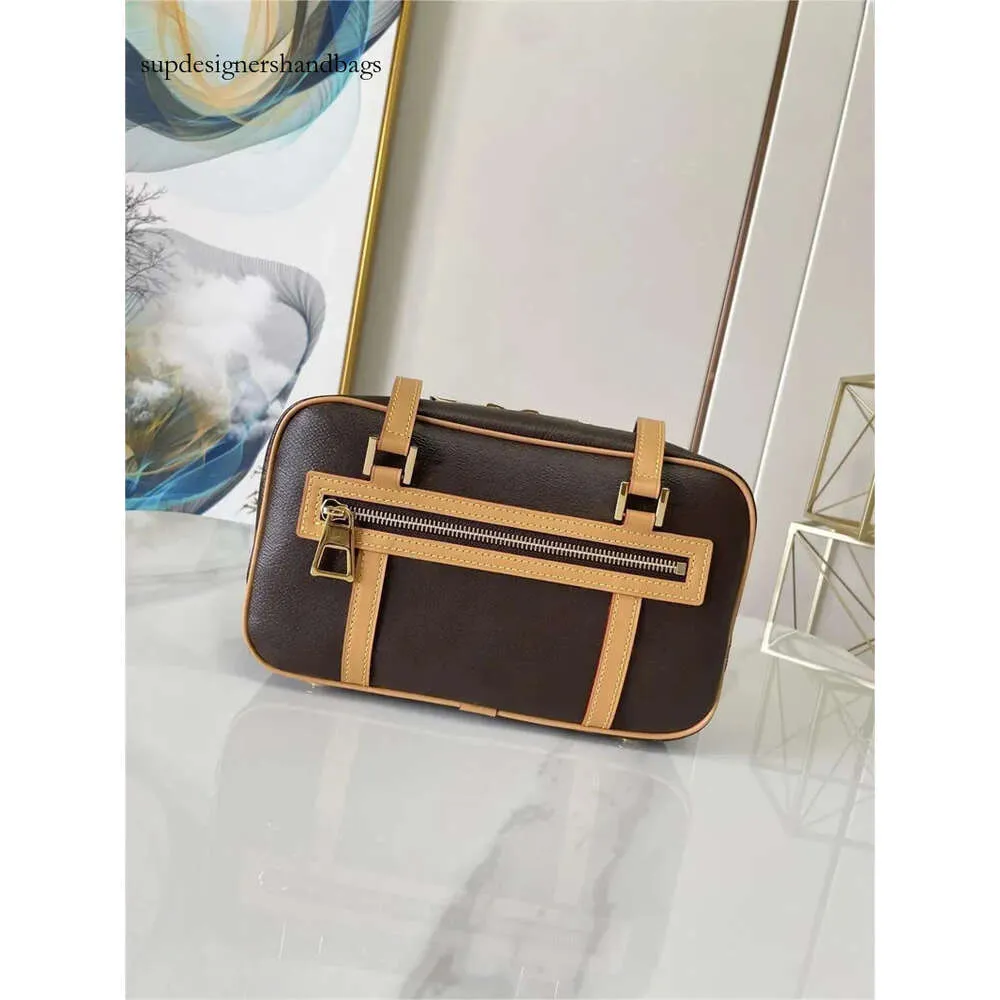 Wondsea Clip Magnétique Pour Chapeau En Cuir PU - Accessoire Voyage Portable Pour Hommes Et Femmes, Marron
