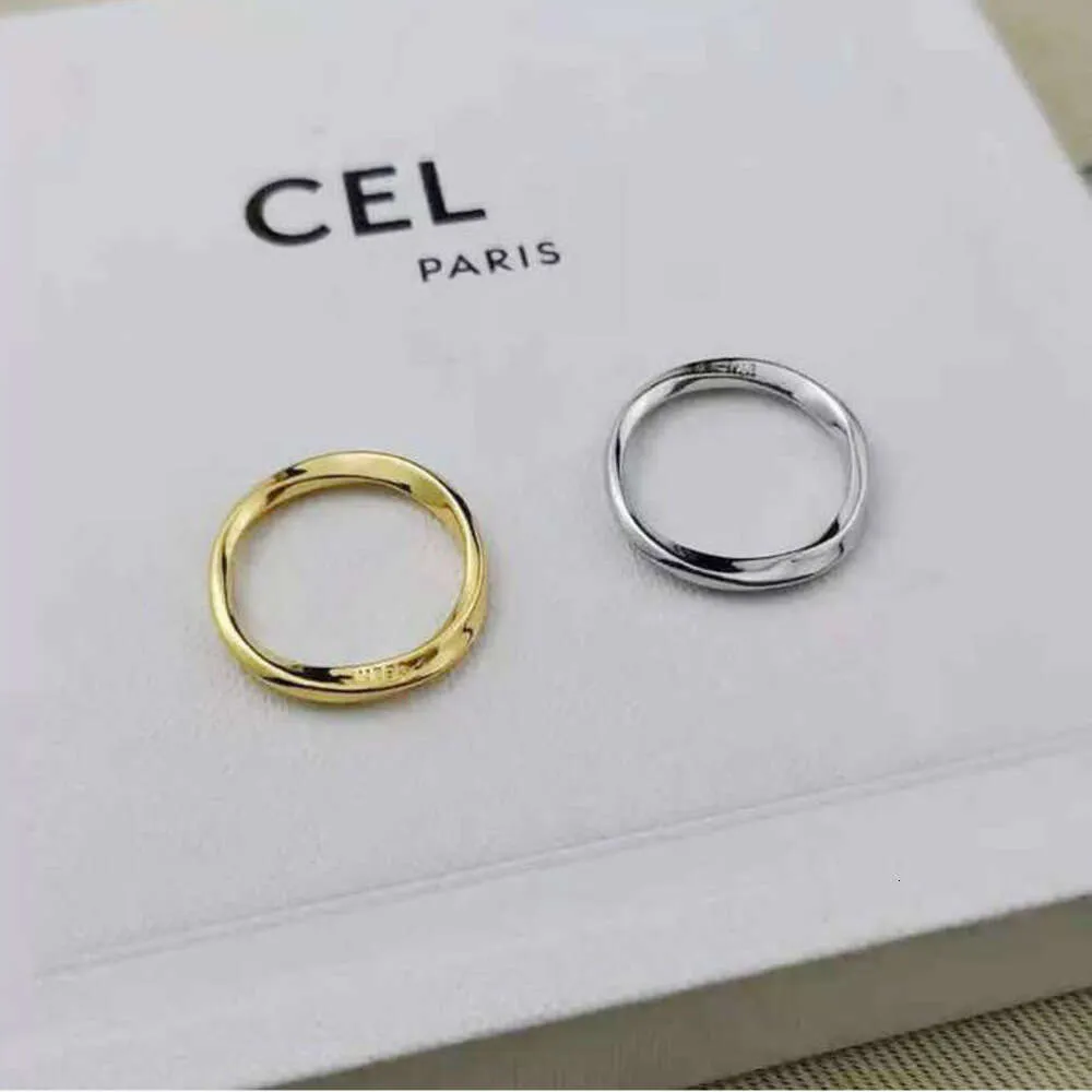 Band Rings New Designer Band Rings Plain Thin Pair Minimalist Ins Design Fashionable Tail Irregular Twist Bague Couple Anello With Box 925