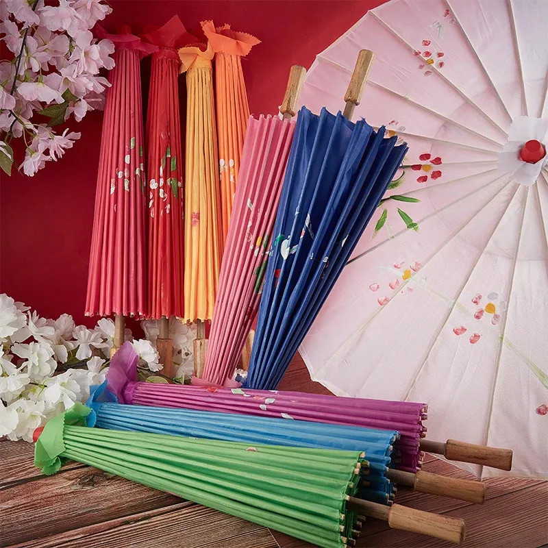 8284cm Cano de seda Mulheres guarda -chuva japonesa Flores de cerejeira Antigo guarda -chuva de dança Decorativa de óleo de estilo chinês 240516