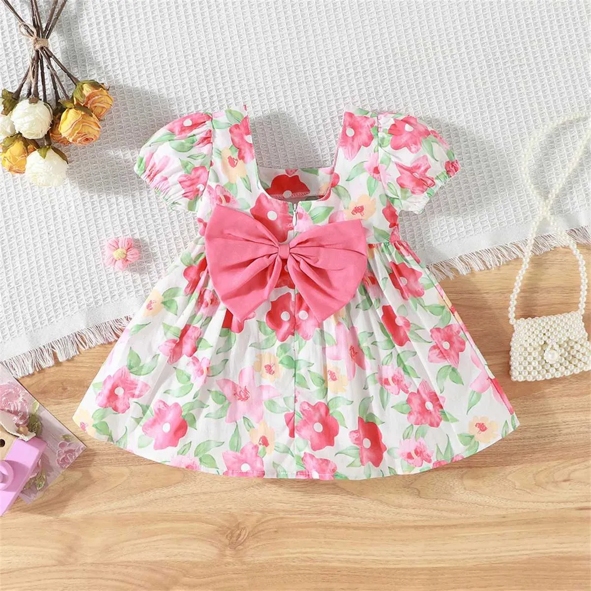 Baby Girl Knee-Length Cotton Dress with Floral Pattern and Short Sleeves  for Summer Ages 7-36 Months from Dhgate Girls Dresses - price 26.32