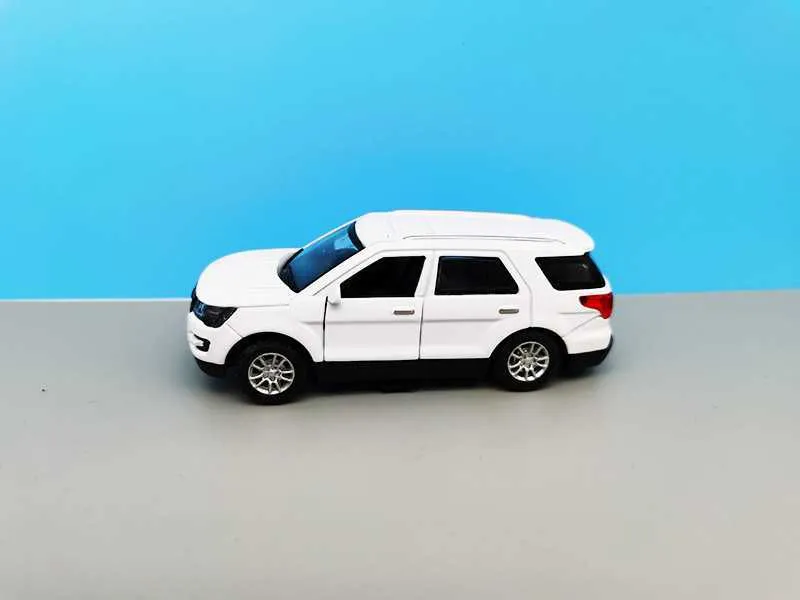 1 36 Ford Explorer SUV Autozone Die Cast Cars Toy With Sound And Light Effects Alloy Body Metal Construction Pulling Action Perfect For Childrens Playtime WX From Xpreal 6.36 DHgate.Com
