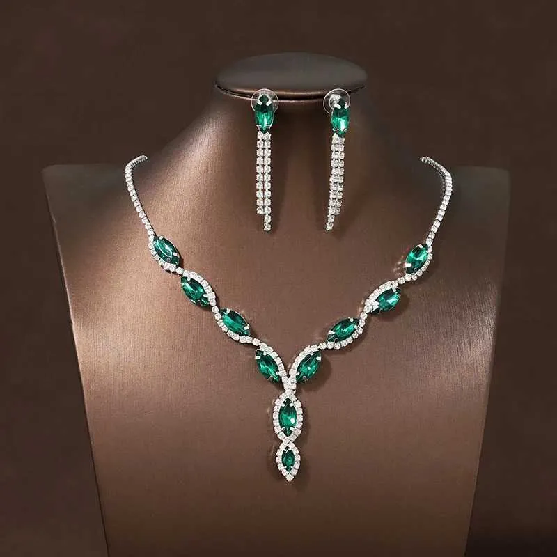 Little Leaves Silver Plated Cubic Zirconia CZ Wedding & Prom Necklace Earrings Set