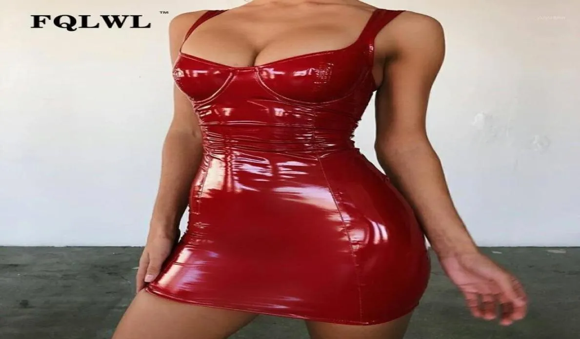 Faux latex pu läder klänning kvinnor rygglösa wrap mini blå svart röda klänningar bodycon damer sexig nattklubb kort party18012981