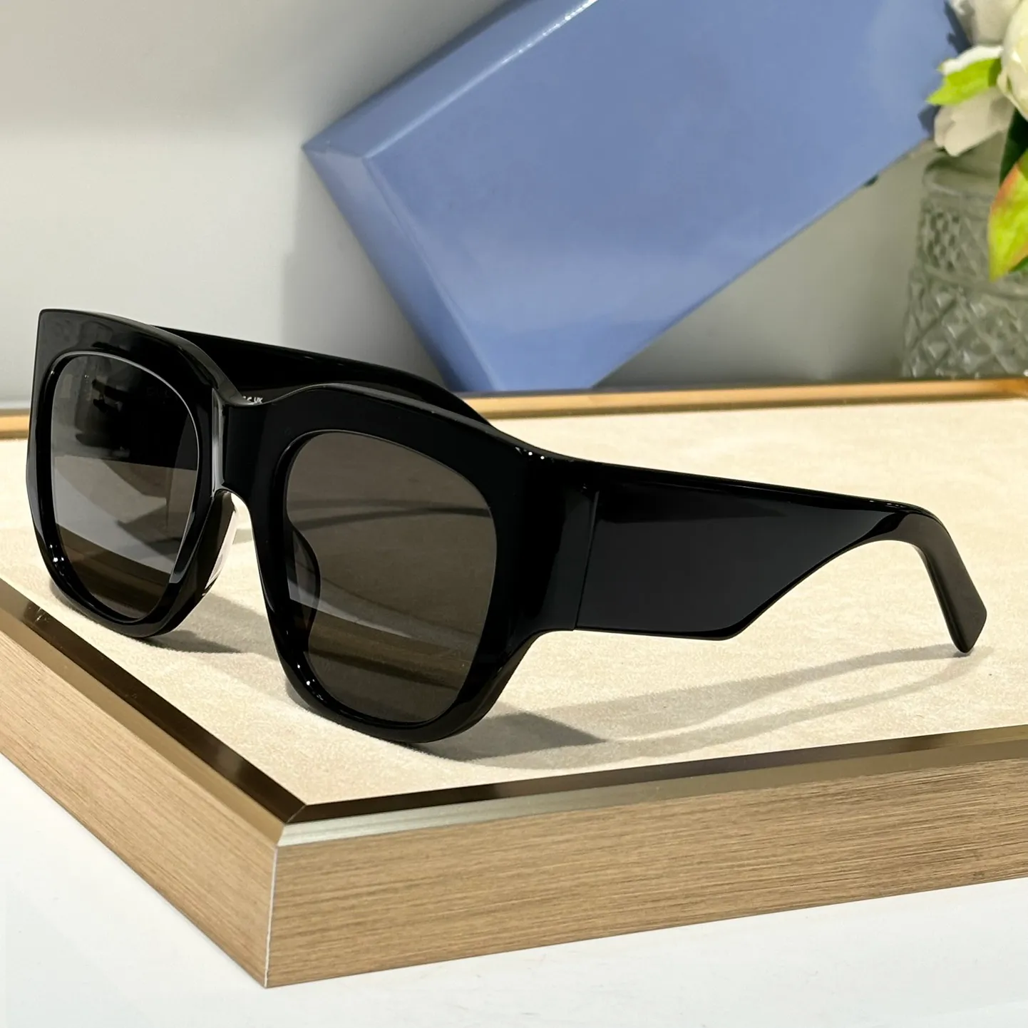 Occhiali Da Sole Alla Moda Uomo Designer Designer Occhiali Da Occhiali Anti Ultravioletti Da 42 22 DHgate