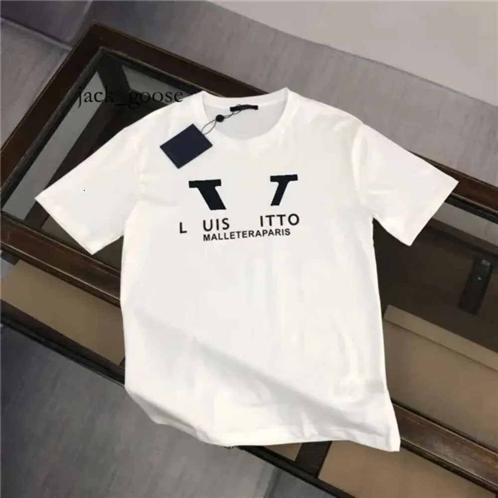 Louiseviution Shird Mens Designer for Men Lomens Shirts Fashion Tシャツカジュアルな夏の半袖254 282