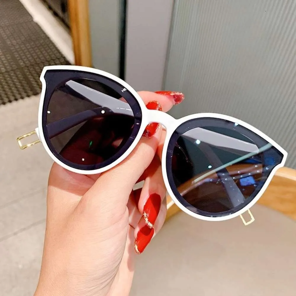 Cute vintage sunglasses top