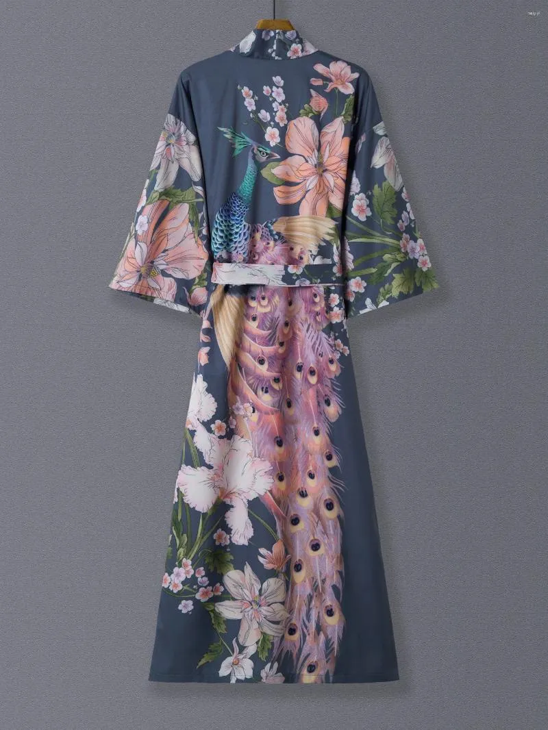 Vêtements ethniques japonais fleur de paon imprimé moyen moyen long kimono cardigan manteau mince hommes et femmes européen les États-Unis élégant vent spri