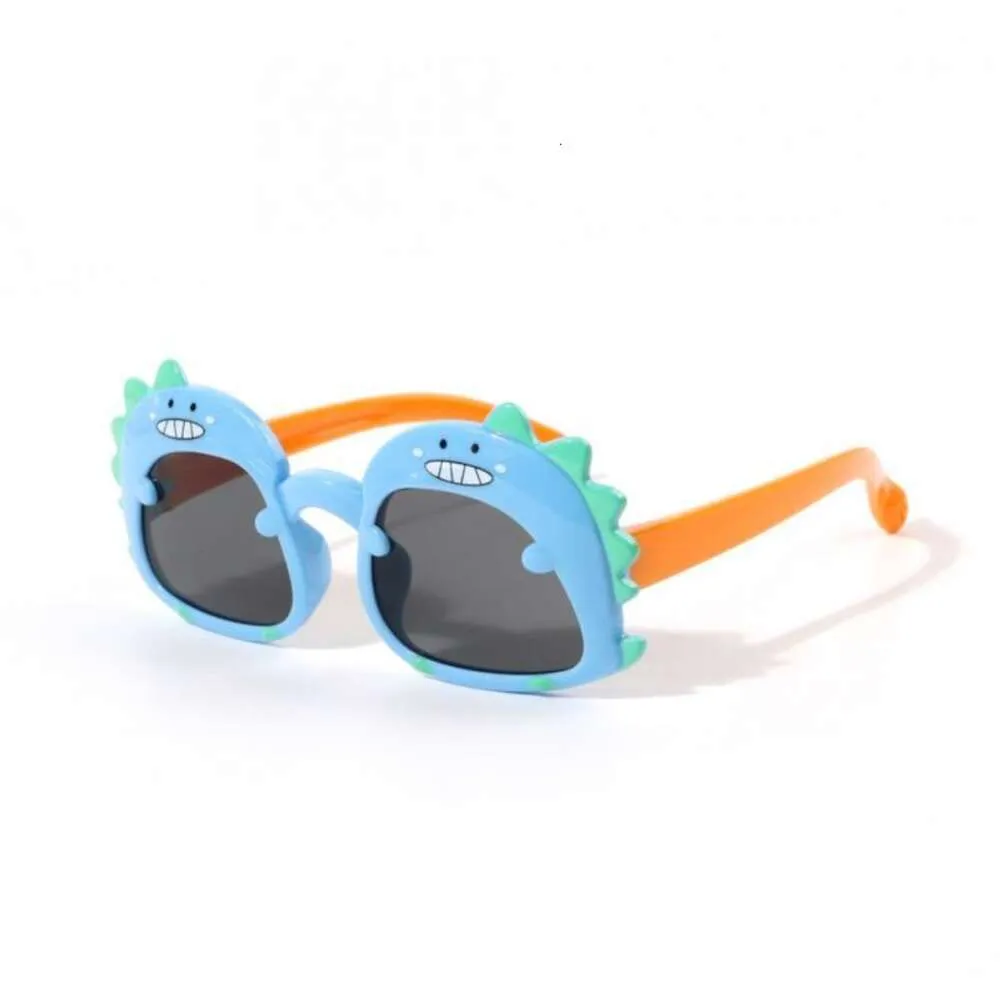 Summer Fashion Toddler Sunglasses For Kids Cute Dinosaur Shark Style UV400 Protection 4 3 2 Size Perfect Party Glasses And Sunscreen Shades Ideal Childrens Gift From Dafu05 6.45 DHgate.Com