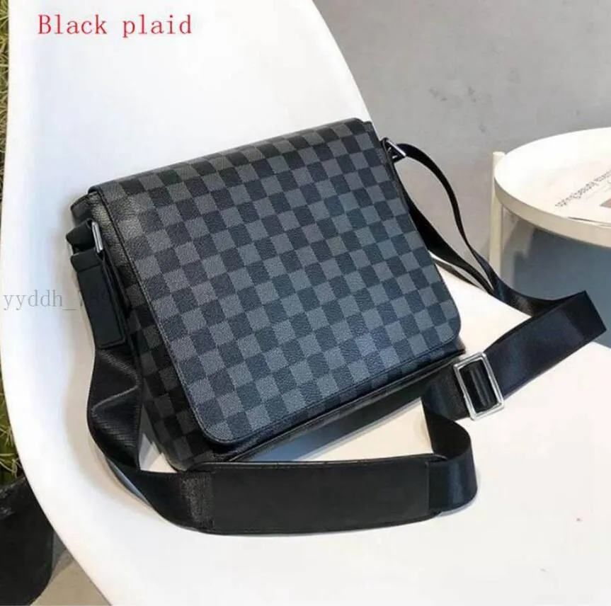 Designer LV black shoulder bag for Men and Women - TRIO