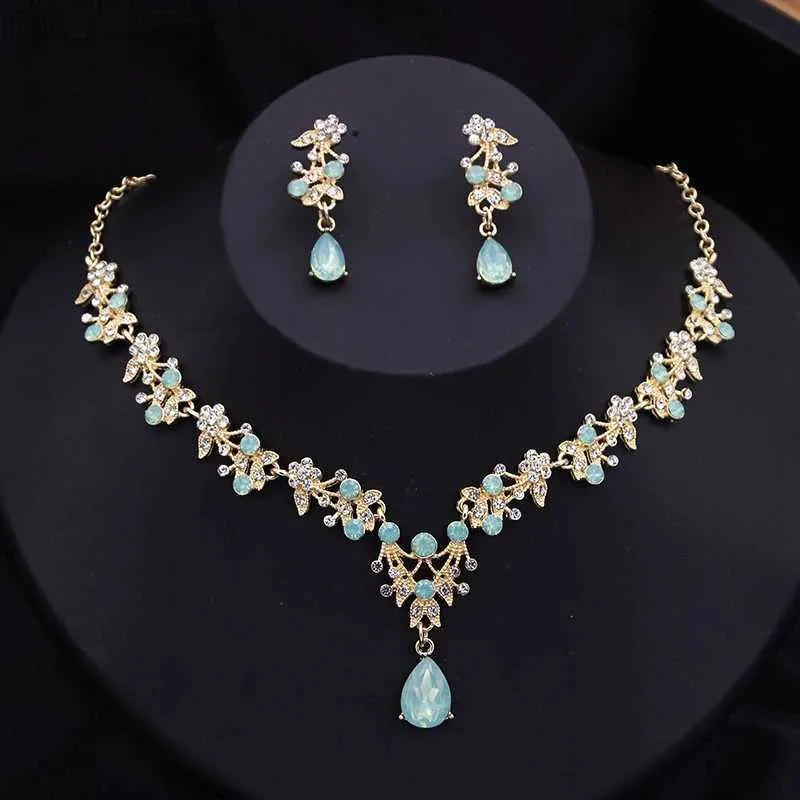 Women's Blue Leaf Jewelry Set - Hypoallergenic Necklace & Earrings For Weddings