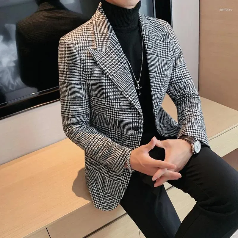 Mens Suits Vintage Plaid Blazer British Stylish Male Suit Jacket Business Casual Two Buttons For Men Regular Hombre S 3XL From Sanfutao 83.47 DHgate.Com
