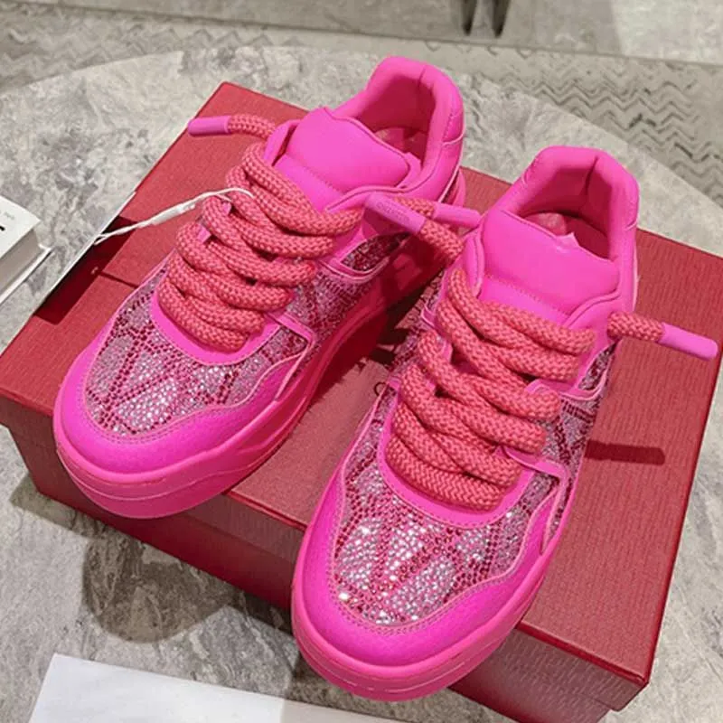 Adidas falcon dhgate top
