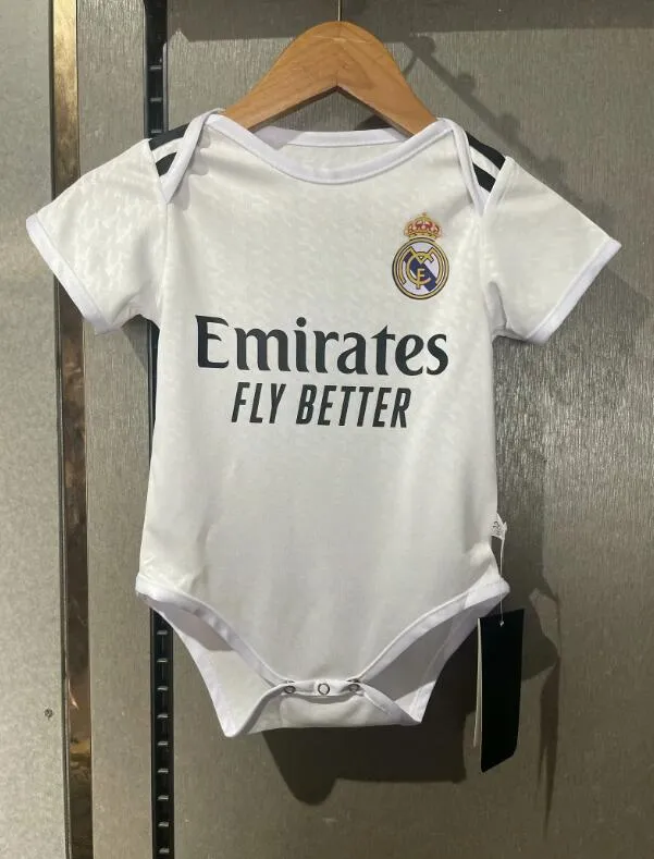 DHgate Designer Baby Soccer Kit Real Madrid 25 Jersey 6 18M Top Quality Home Away Kit Sports Outdoors