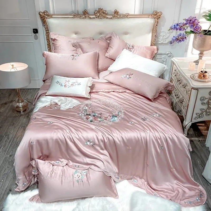 Beddengoed sets 600TC eucalyptus lyocell wit roze elegante romantische set zachte zijdeachtige bloemen borduurwerk dekbedoverkapskussencases