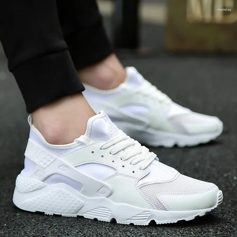 Chaussures decontractees Running Men Designer Trainers Sneakers Unisexe Air Mesh Sport Femmes Breathable Plus taille Chaussure Homme Sapatos