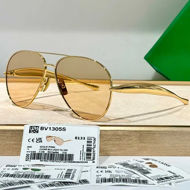 Designer gold aviator sunglasses store