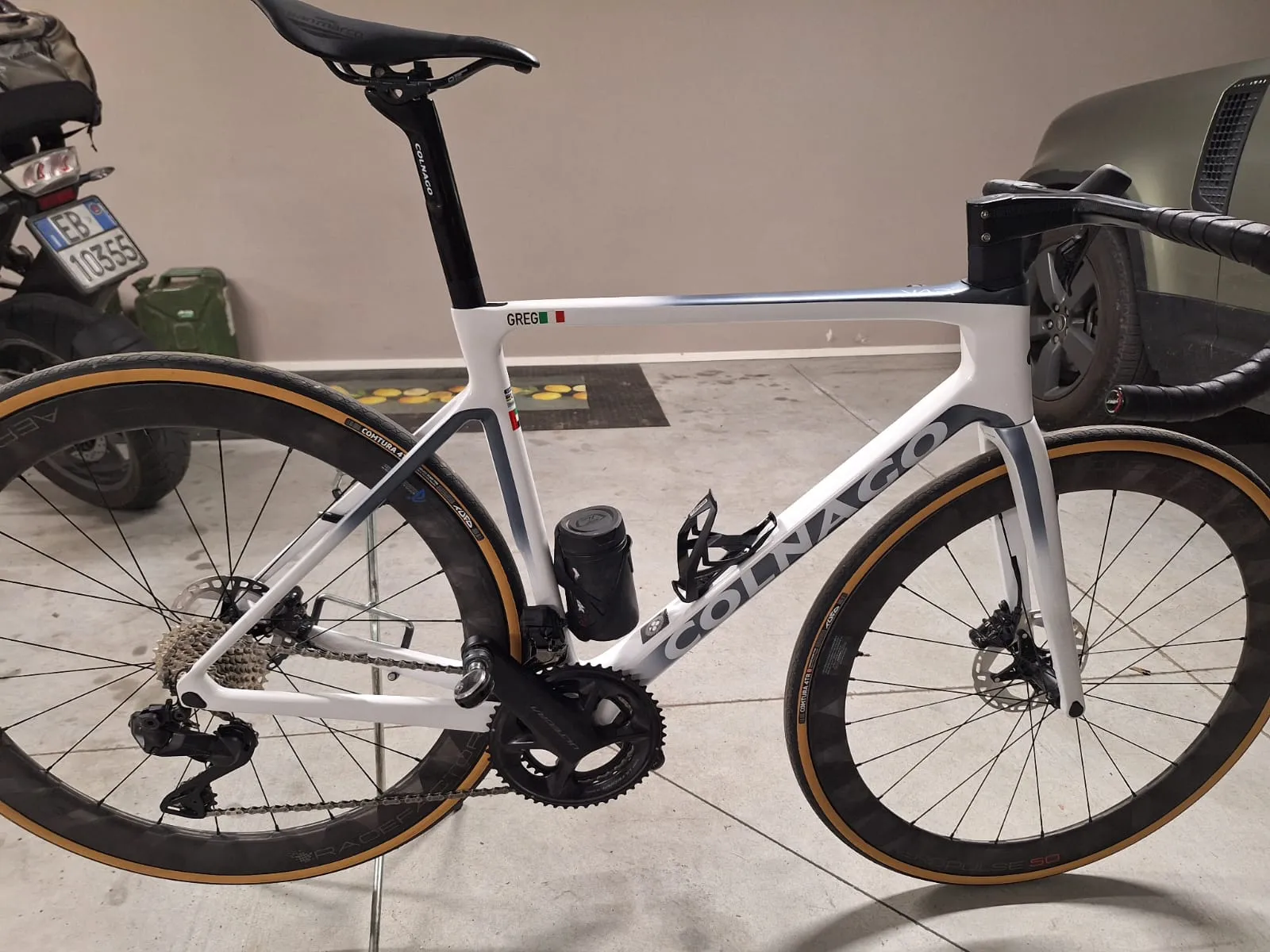 14インチホイール用エンド幅74mmディスクブレーキ対応カーボンフロント