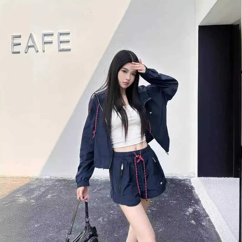 Windbreaker skirt set online