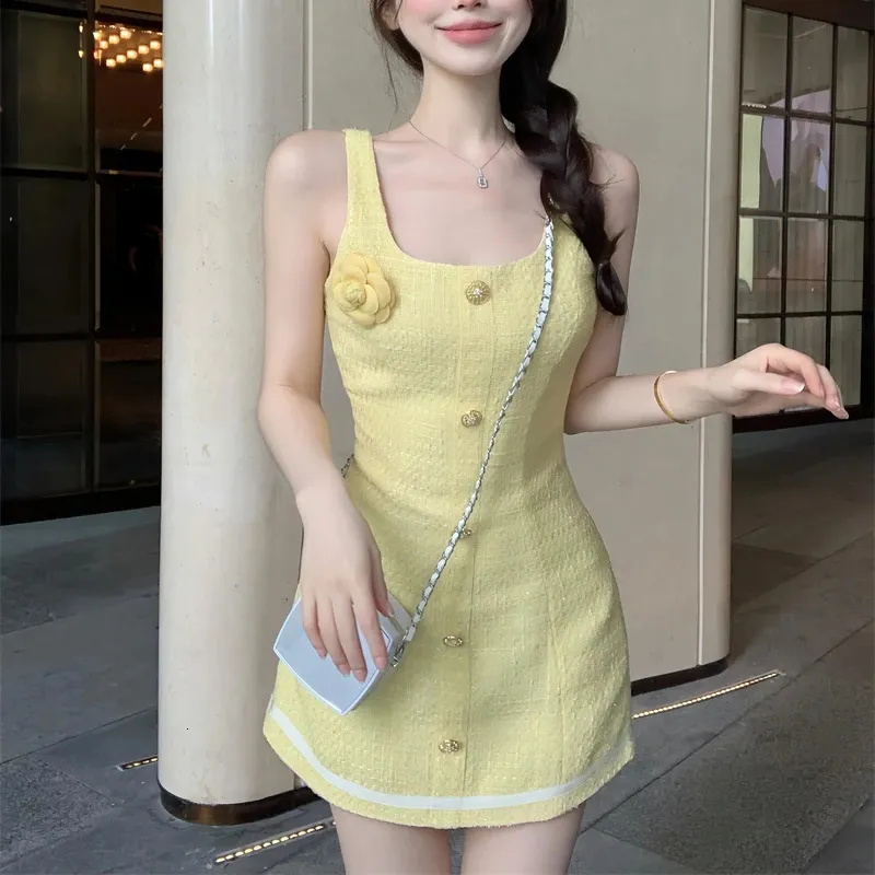 Yellow Korean Fashion Tweed Dress Women Sexy Tank Vest Mini Party Dresses Female Sweet Gold Button Elegant Slim Strap 240513