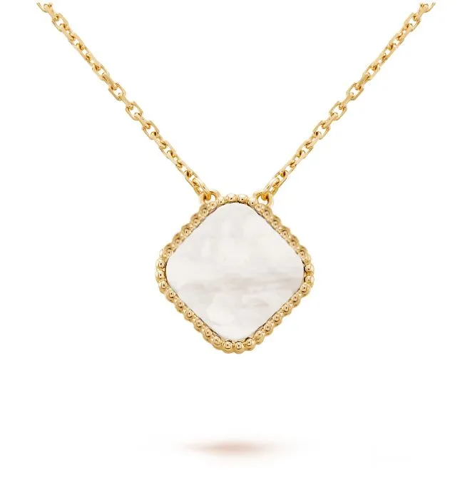 Colliers de trèfle à quatre feuilles en or 18 carats Collier de trèfle classique Charme 10 Diamond Agate Pendant pour Womengirl