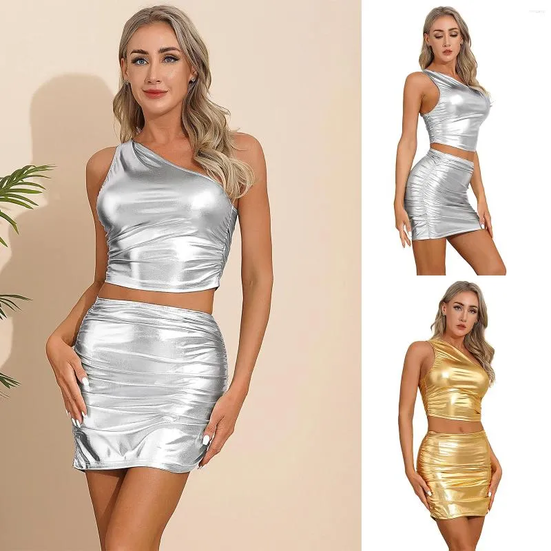 Pencil skirt club outfit hotsell