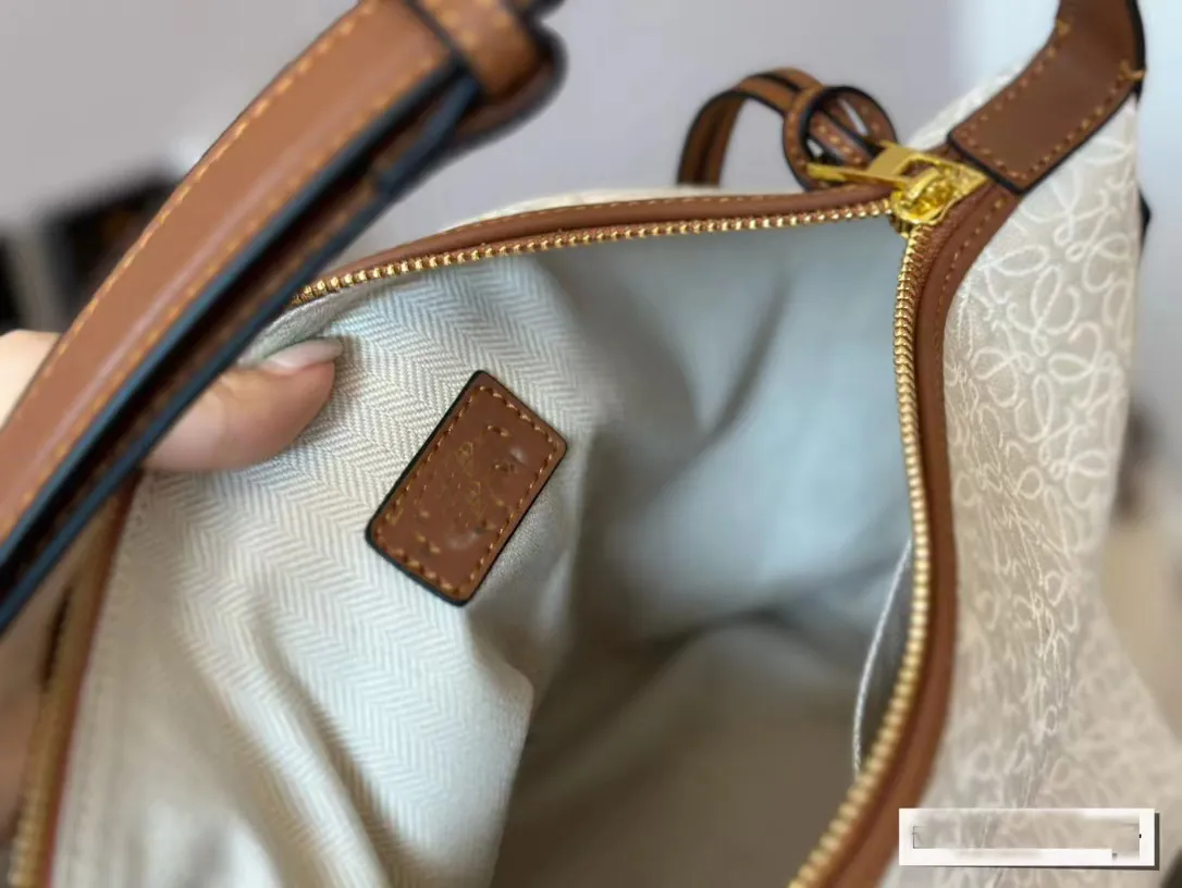 High End Designer Bags Cubi Handbags Top Quality Canvas Cubi Anagram Jacquard Handheld Hobo Bag Fashion One Shoulder Underarm Dumplings Lunch Box Bag From 44 58 DHgate