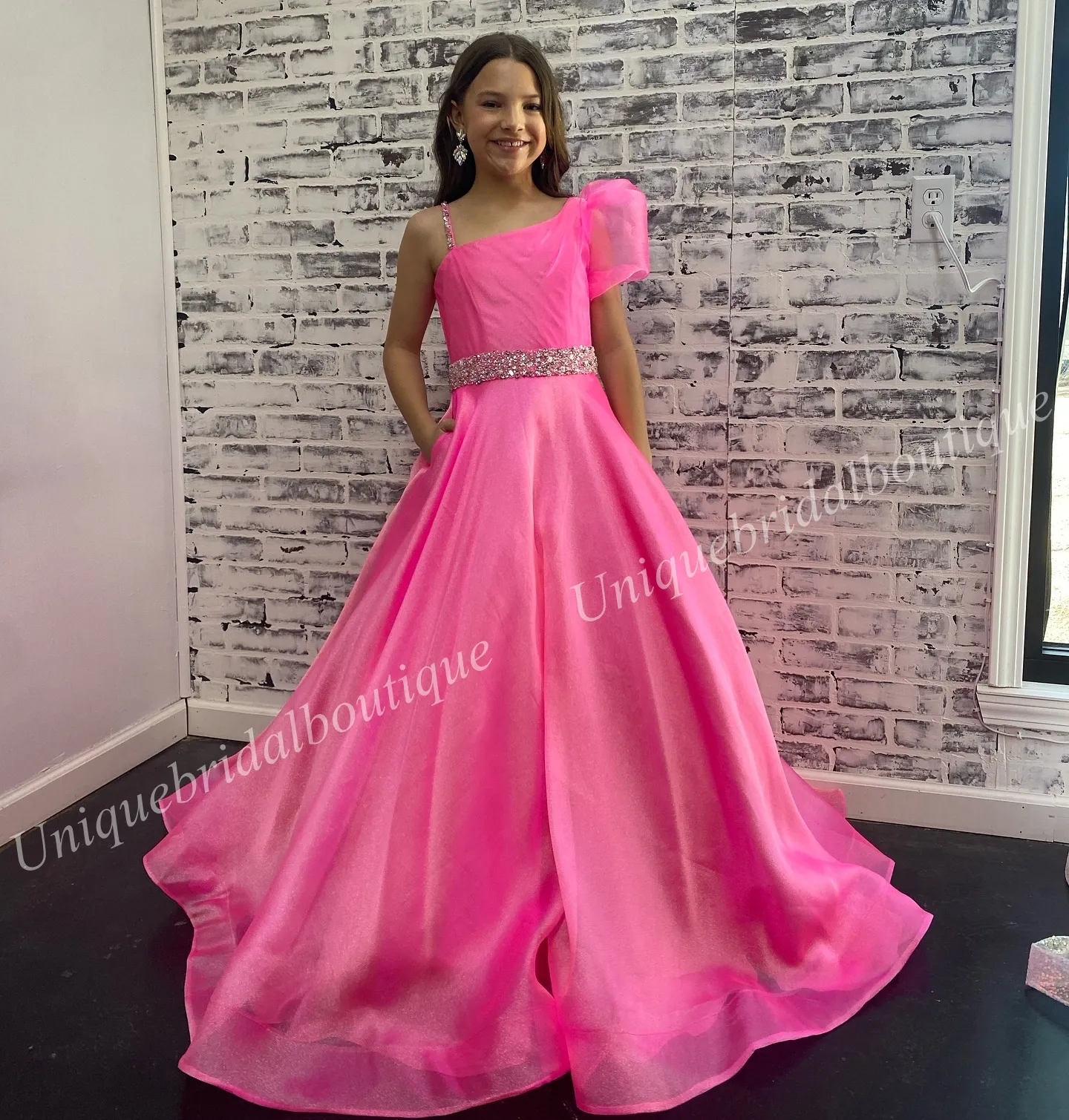 Pink Organza fuchsia pageant dress for Little Girls with Beaded Detailing, Puff Sleeves, and Periwinkle - Perfect for Princess Birthday, Formal Party,