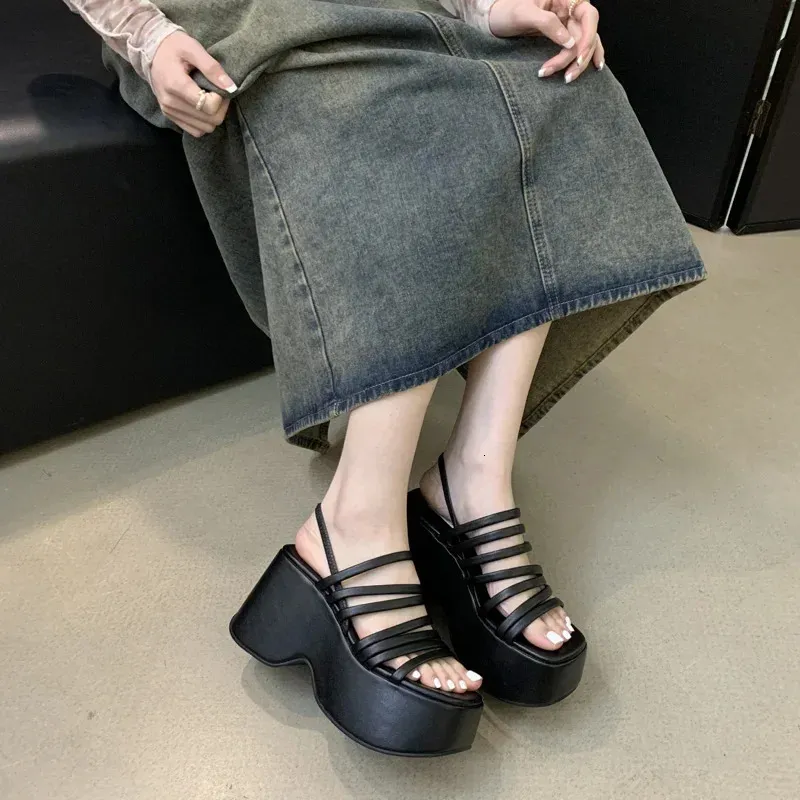 Women s Silver Wedge Platform chunky sandals with Black Belt and Chunky Heels Perfect for Summer Wedges and High Heel Style Zapatos De Mujer 240510