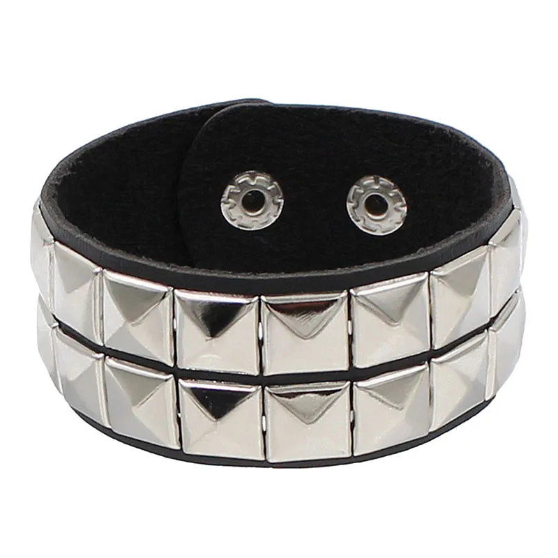 早割クーポン！ DHgate.com:Vintage Leather Gothic Unisex Wristband: Punk アクセサリー