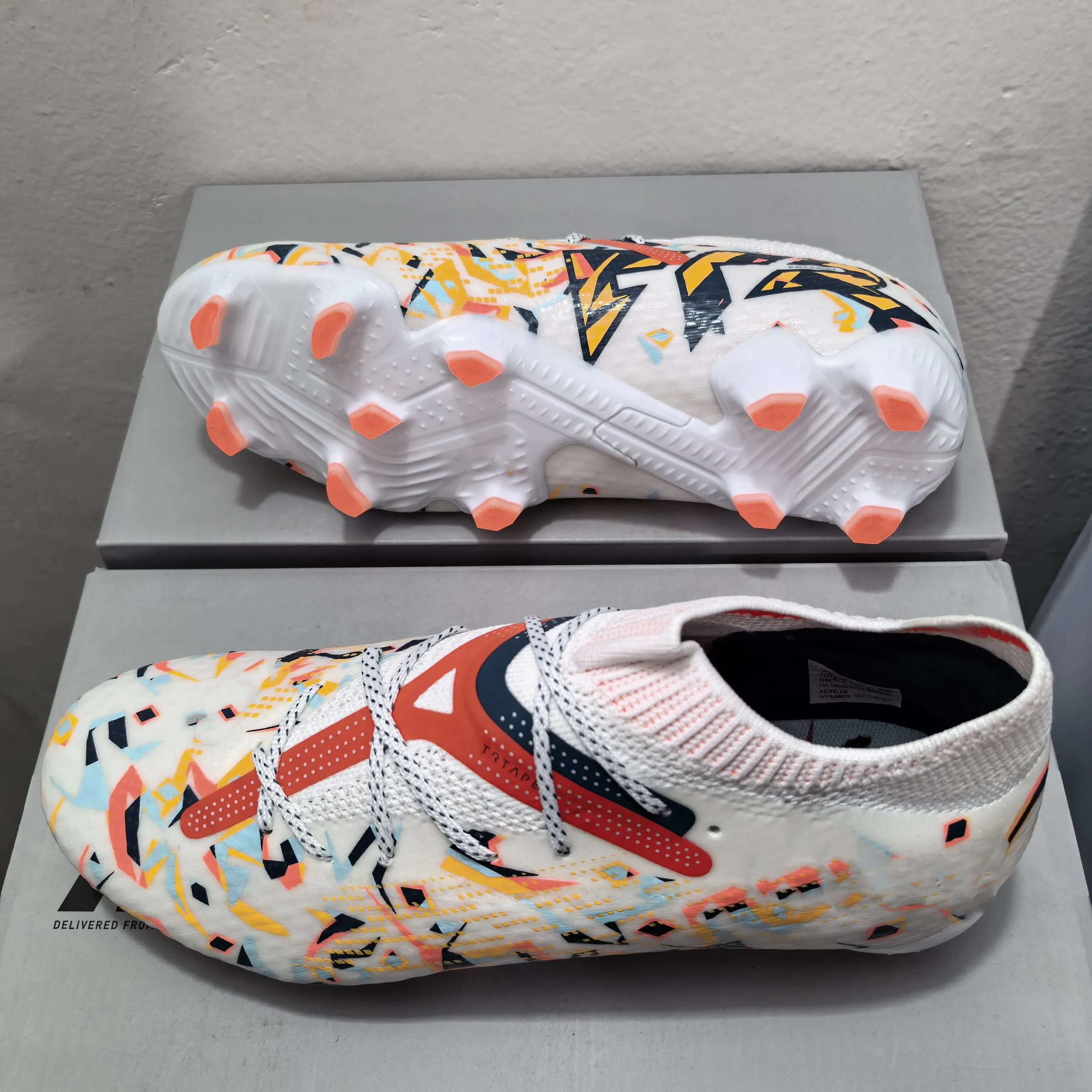 Neymar silver shoes deals