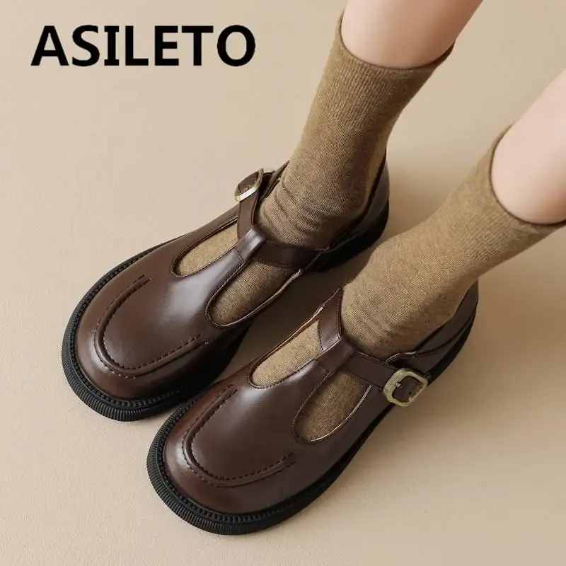 Solid buckle strap round toe flats 2025