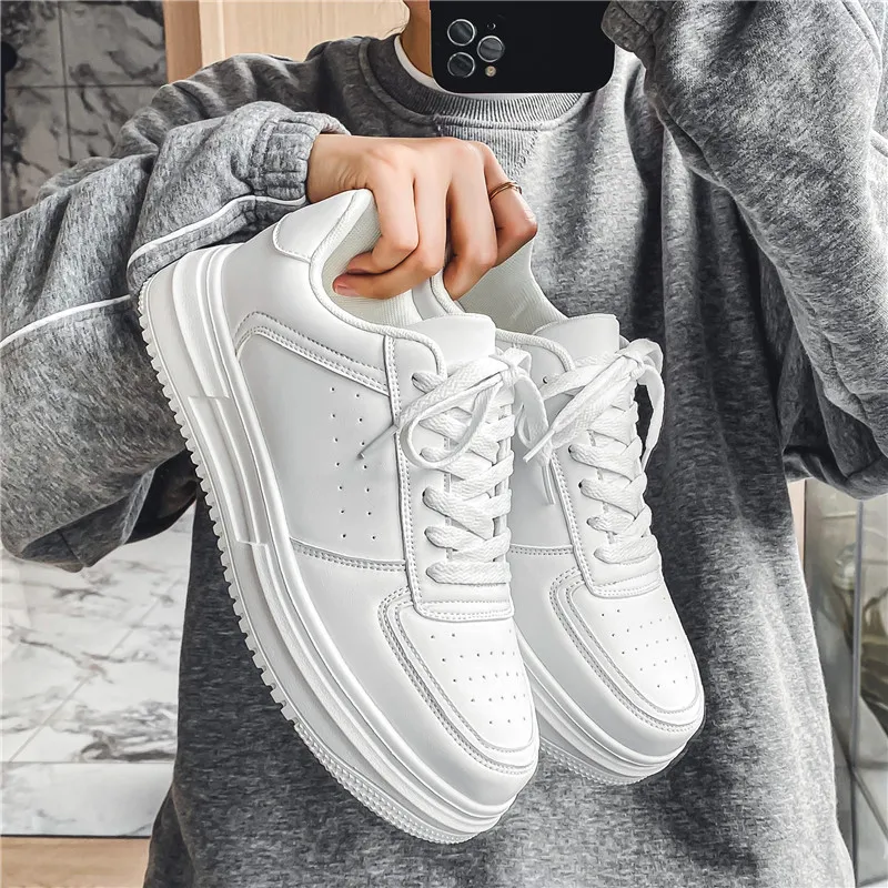 DHgate Mens Skateboarding Shoes Comfy Platform Sneakers for Casual Wear Shoes Accessories