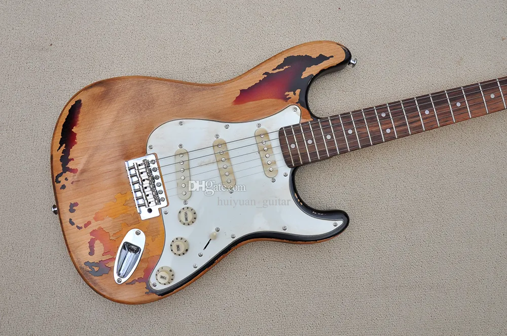 Relic Tobacco Sunburst Electric Guitar: Rosewood Fretboard