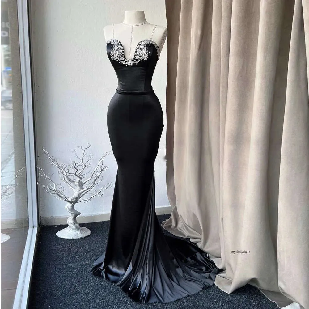 Crystal Strapless Mermaid prom dress for Women - Elegant, Slimming, and Glittery Celebrity Party Gown (Vestidos de Fiesta 0522) Crystal Strapless Mermaid prom dress for Women - Elegant, Slimming, and Glittery Celebrity Party Gown (Vestidos de Fiesta 0522)