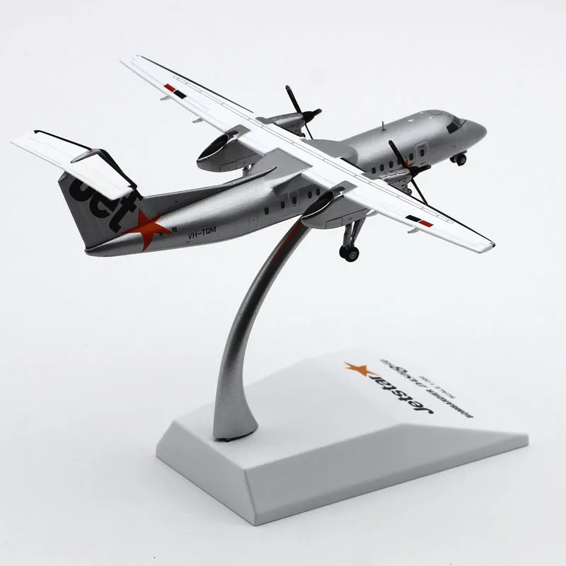 JC Wings 1:200 Scale Jetstar Airlines Dash 8 Q300 VH-TQM Diecast
