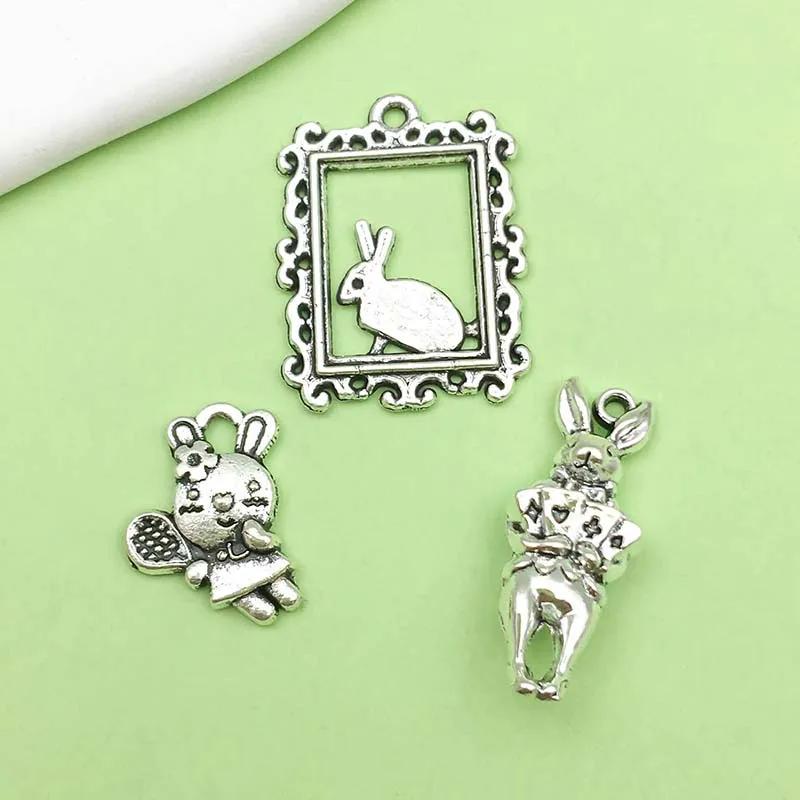 Zinc Alloy Easter Charms | Antique Silvery Rabbit Pendant