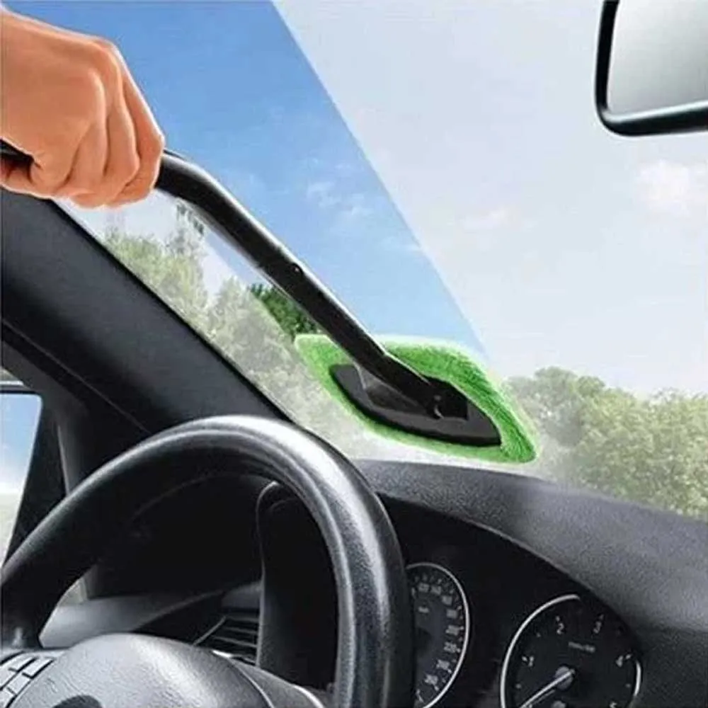 Ford Maverick Windshield cleaner {filename}