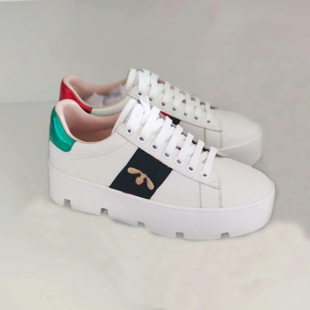 Embroidered White Designer Sneakers Stylish Platform Tennis Shoes for Women Size 35 41