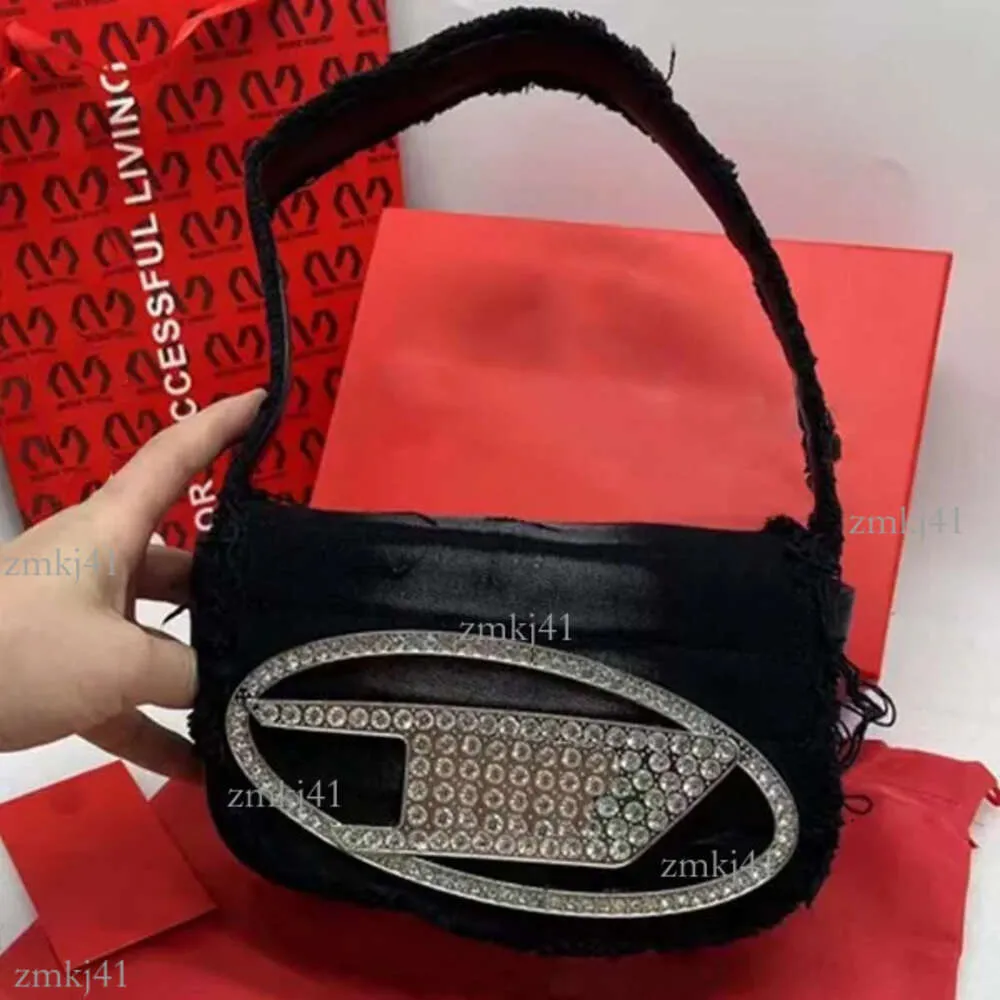 DIESEL BAG 美品✨　お値下げ☆ DHgate.com:Designer Diesel Tote Bag for Women - Black, White